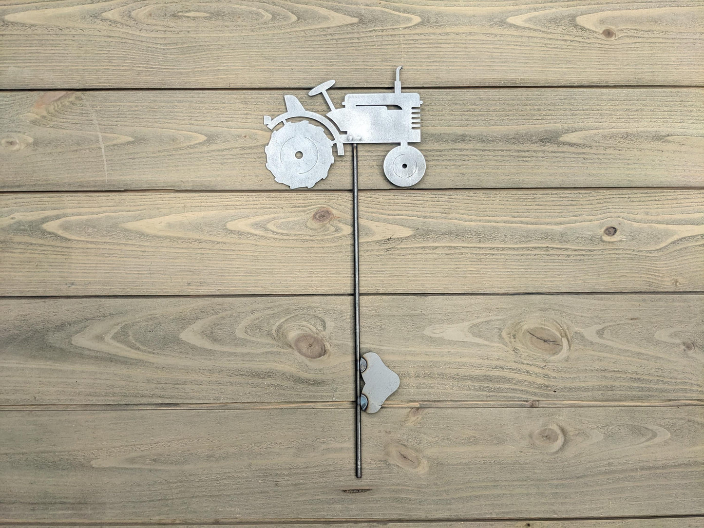 Tractor Metal Garden Stake, Farm Memorial Gift, Loss of Farmer, Rustic Tractor Grave Marker, Sympathy Gift for Dad Grandpa, Remembrance