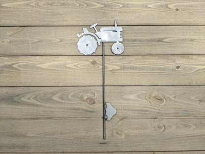 Tractor Metal Garden Stake, Farm Memorial Gift, Loss of Farmer, Rustic Tractor Grave Marker, Sympathy Gift for Dad Grandpa, Remembrance