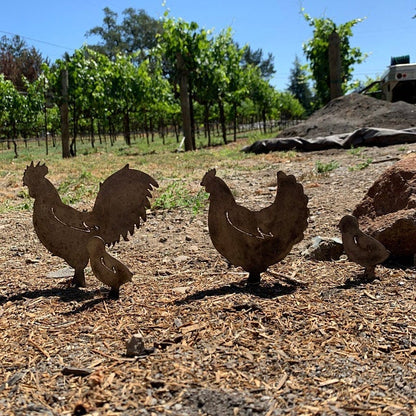 chicken rooster hen chick barn farm garden stake yard ornament metal steel gift garden